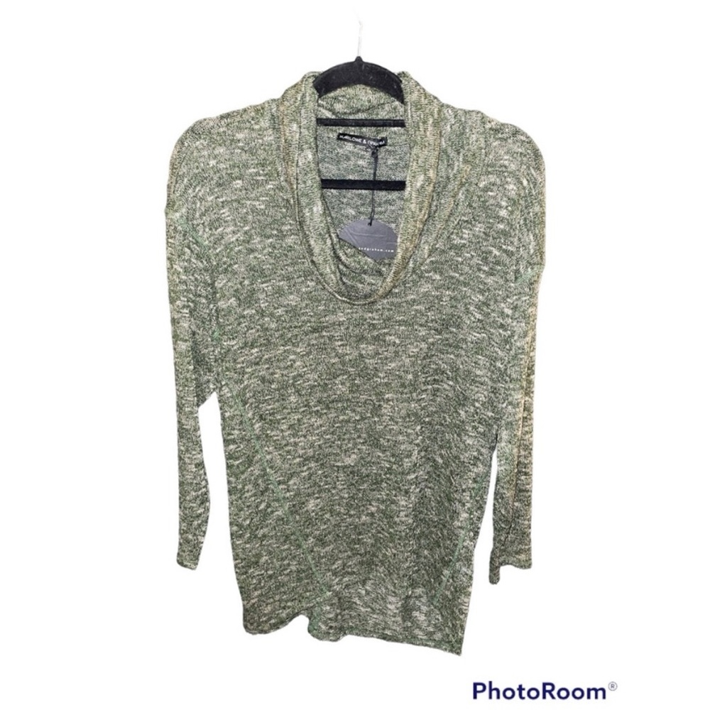 Women’s Sweater
